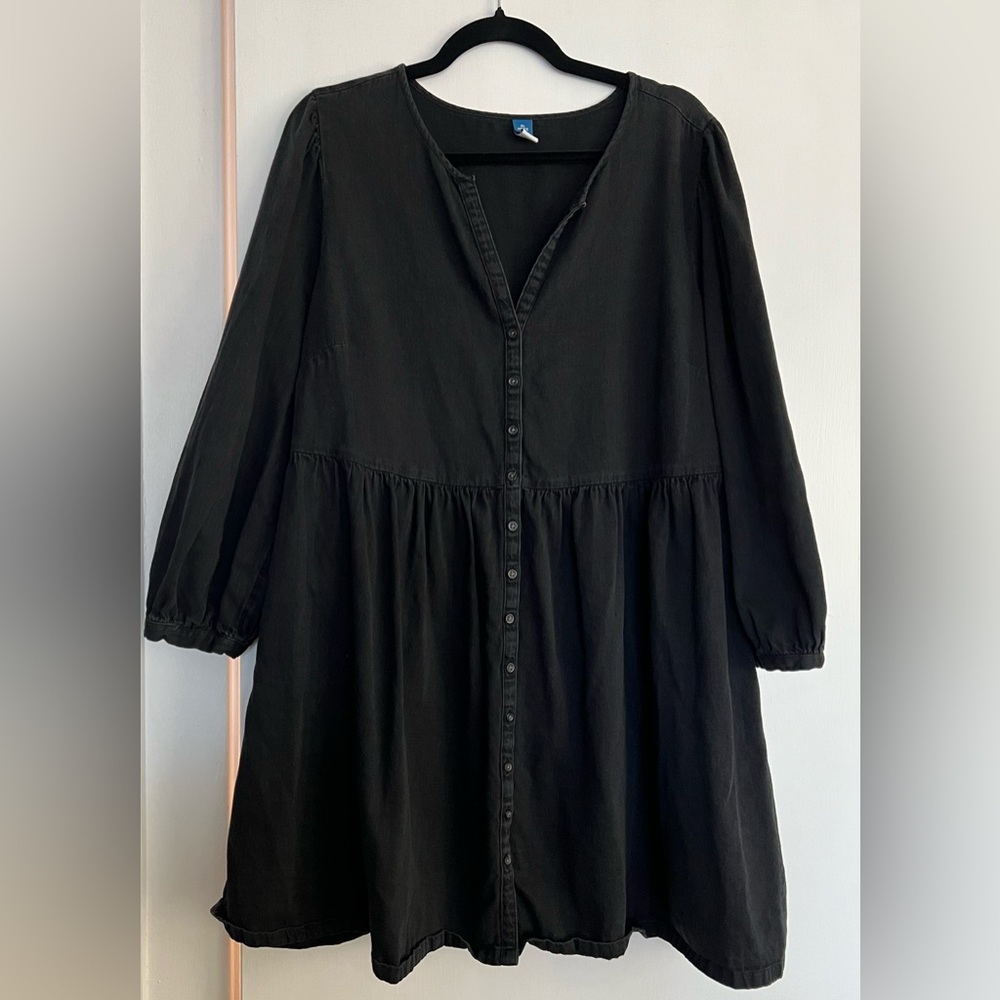 Old Navy Faded Black Fit and Flair Dress